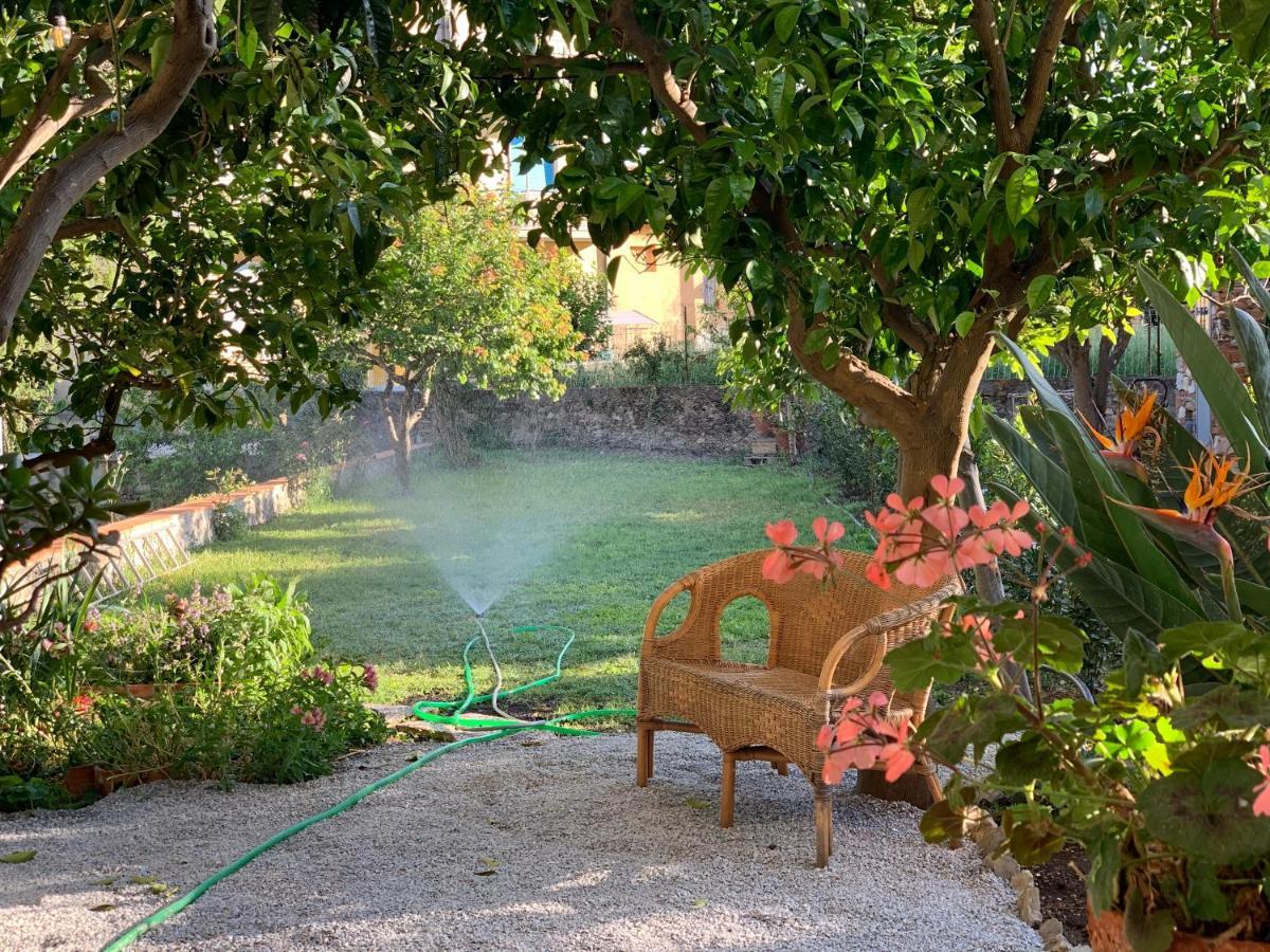 Il Giardino Dei Limoni Acomodação com café da manhã Suvereto Exterior foto